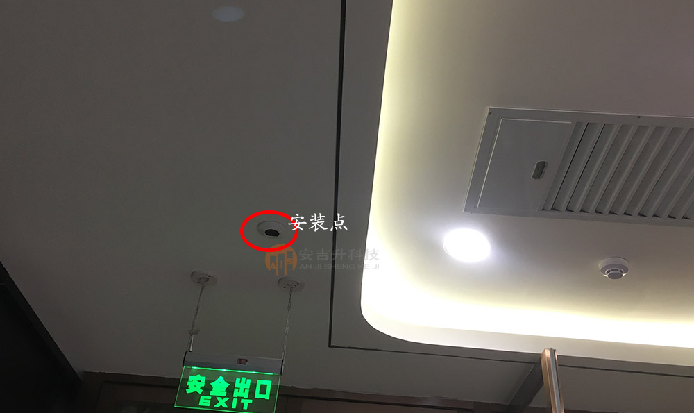 天津廣播電視塔采用安吉升客流統(tǒng)計系統(tǒng)管理客流(圖2) 天塔安裝2.jpg